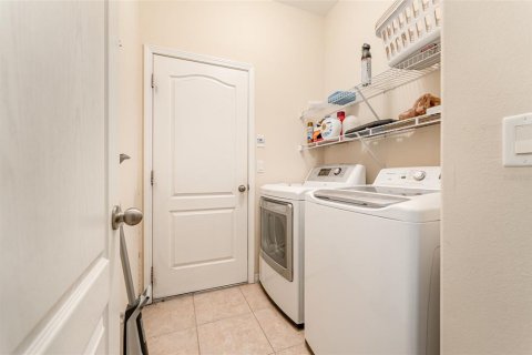 House in Mulberry, Florida 3 bedrooms, 163.97 sq.m. № 1901999 - photo 24