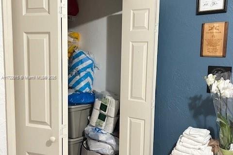 Immobilier commercial à vendre à Miami, Floride № 1985213 - photo 17