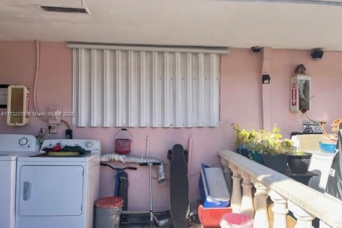 Immobilier commercial à vendre à Miami, Floride № 1985213 - photo 6