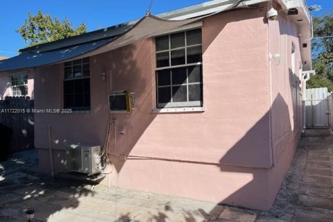 Immobilier commercial à vendre à Miami, Floride № 1985213 - photo 7