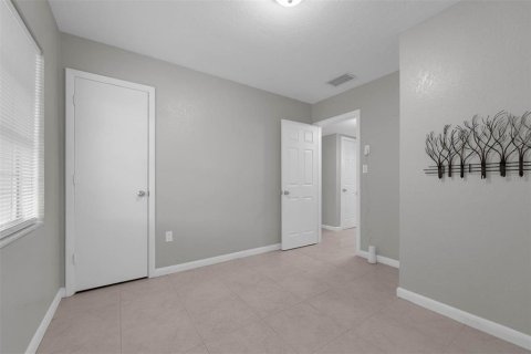 House in Orlando, Florida 3 bedrooms, 96.43 sq.m. № 1810420 - photo 18