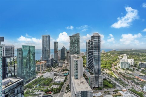 Condo in Miami, Florida, 2 bedrooms № 1991387 - photo 23