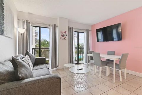 Condo in Orlando, Florida, 2 bedrooms  № 2207323