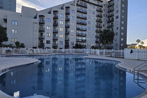 Copropriété à vendre à Orlando, Floride: 2 chambres, 53.7 m2 № 2207323 - photo 23