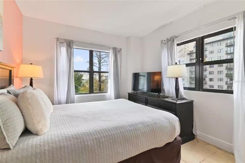 Copropriété à vendre à Orlando, Floride: 2 chambres, 53.7 m2 № 2207323 - photo 8