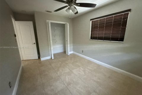 Casa en venta en Fort Lauderdale, Florida, 3 dormitorios, 121.33 m2 № 1854734 - foto 7