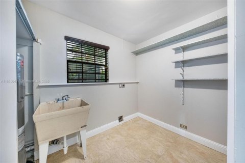 Casa en venta en Fort Lauderdale, Florida, 3 dormitorios, 121.33 m2 № 1854734 - foto 21