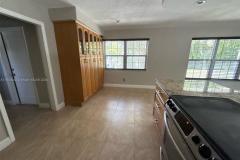 Casa en venta en Fort Lauderdale, Florida, 3 dormitorios, 121.33 m2 № 1854734 - foto 5