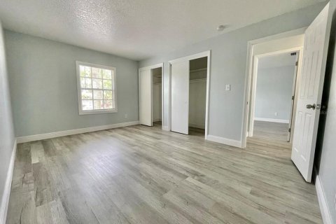 Copropriété à louer à Saint Petersburg, Floride: 2 chambres, 94.57 m2 № 1740251 - photo 10