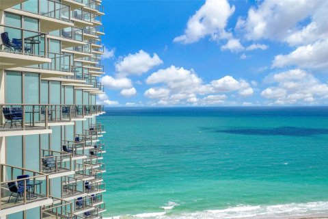 Condo in Bal Harbour, Florida, 3 bedrooms  № 1945030 - photo 20
