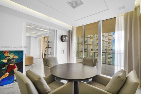 Condo in Bal Harbour, Florida, 3 bedrooms  № 1945030 - photo 22