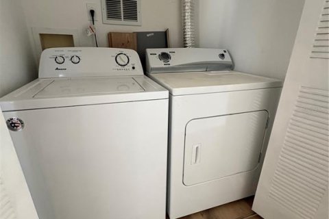 Condominio en venta en Tampa, Florida, 2 dormitorios, 108.51 m2 № 2103396 - foto 14