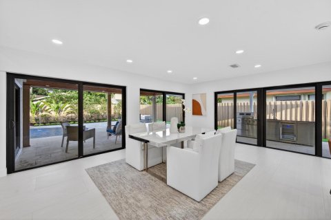 House in Boca Raton, Florida 3 bedrooms, 179.21 sq.m. № 2087476 - photo 12