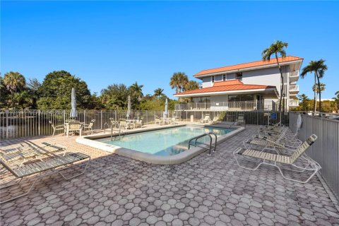 Condominio en alquiler en Plantation, Florida, 2 dormitorios, 94.85 m2 № 1990552 - foto 28