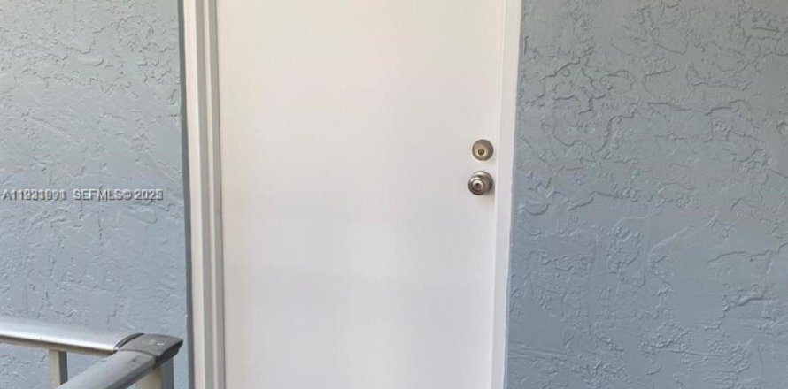 Condo à Plantation, Floride, 2 chambres  № 1990552