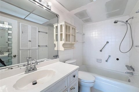 Condominio en venta en Venice, Florida, 2 dormitorios, 121.61 m2 № 1886208 - foto 11