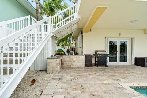 House in Key Largo, Florida 4 bedrooms, 139.35 sq.m. № 1836187 - photo 5