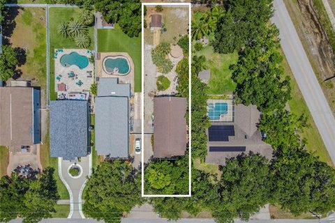 Casa en venta en Oldsmar, Florida, 4 dormitorios, 264.59 m2 № 1736516 - foto 4