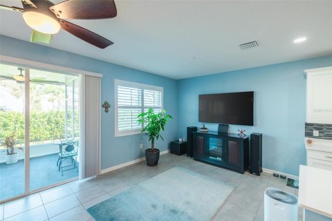 Touwnhouse à vendre à Riverview, Floride: 3 chambres, 165.09 m2 № 2413747 - photo 12