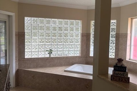 Villa ou maison à vendre à Homosassa, Floride: 3 chambres, 170.75 m2 № 2412596 - photo 30