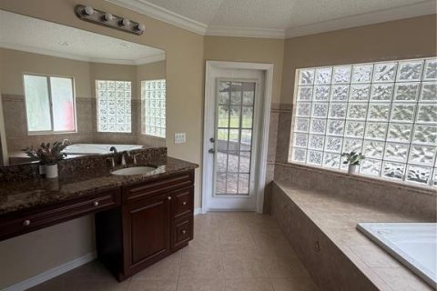 Villa ou maison à vendre à Homosassa, Floride: 3 chambres, 170.75 m2 № 2412596 - photo 29