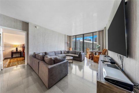 Купить кондоминиум в Майами, Флорида 2 спальни, 129.6м2, № 2153219 - фото 4