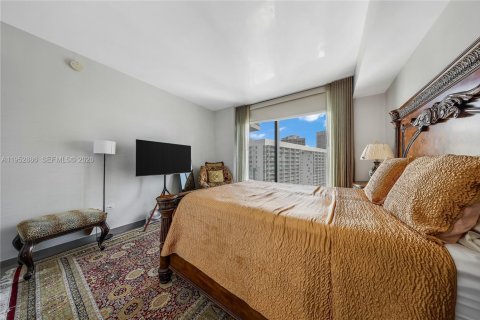 Купить кондоминиум в Майами, Флорида 2 спальни, 129.6м2, № 2153219 - фото 14