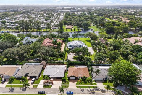 Villa ou maison à louer à Boca Raton, Floride: 3 chambres, 182.74 m2 № 2168203 - photo 7