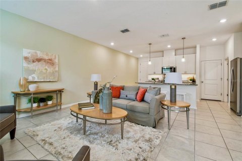 Touwnhouse à vendre à Tampa, Floride: 3 chambres, 151.52 m2 № 1904078 - photo 6