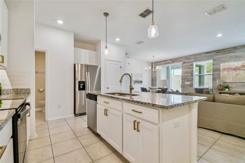 Touwnhouse à vendre à Tampa, Floride: 3 chambres, 151.52 m2 № 1904078 - photo 11