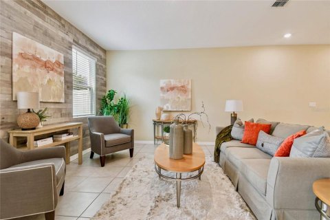 Touwnhouse à vendre à Tampa, Floride: 3 chambres, 151.52 m2 № 1904078 - photo 4