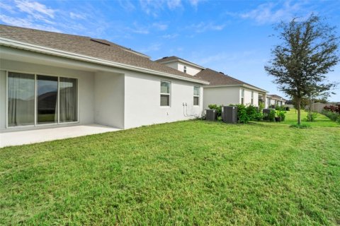 House in Clermont, Florida 4 bedrooms, 268.02 sq.m. № 1915191 - photo 9