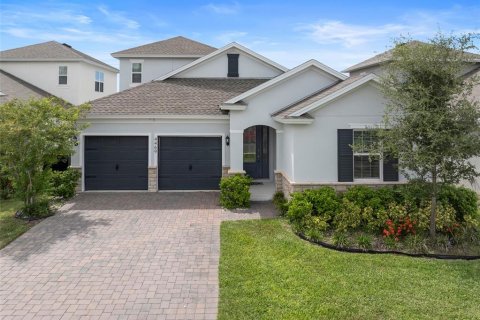 House in Clermont, Florida 4 bedrooms, 268.02 sq.m. № 1915191 - photo 1