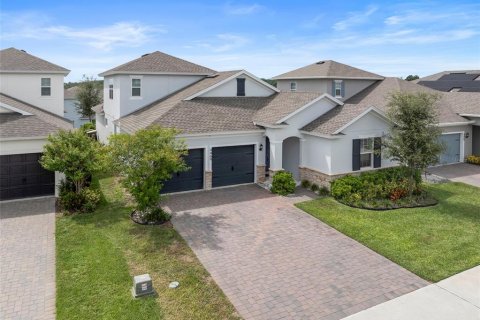 House in Clermont, Florida 4 bedrooms, 268.02 sq.m. № 1915191 - photo 18