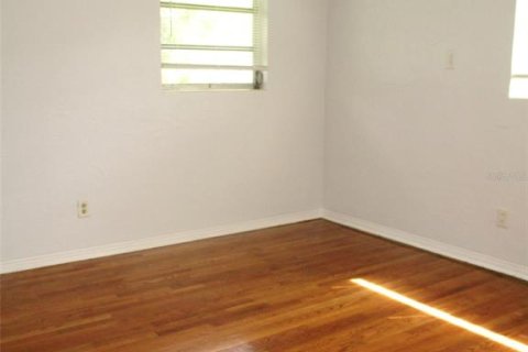 House in Daytona Beach, Florida 3 bedrooms, 112.6 sq.m. № 1915928 - photo 11