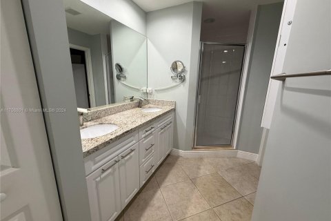 Condo in Boca Raton, Florida, 3 bedrooms  № 1860123 - photo 27