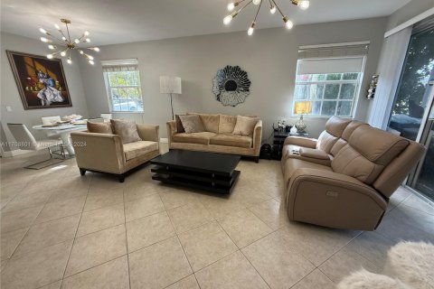 Condo in Boca Raton, Florida, 3 bedrooms  № 1860123 - photo 11