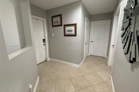 Condo in Boca Raton, Florida, 3 bedrooms  № 1860123 - photo 3