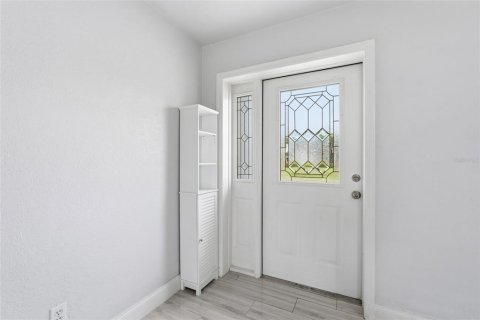 Villa ou maison à vendre à Cape Coral, Floride: 3 chambres, 201.23 m2 № 2273222 - photo 3