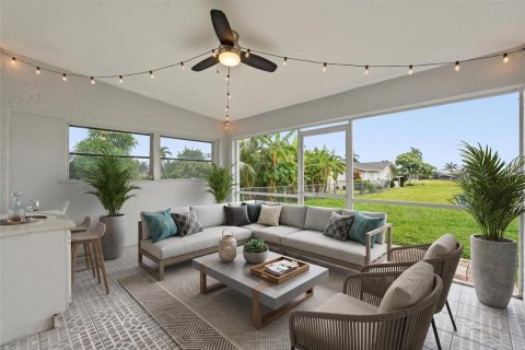 Villa ou maison à vendre à Cape Coral, Floride: 3 chambres, 201.23 m2 № 2273222 - photo 28