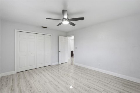 Villa ou maison à vendre à Cape Coral, Floride: 3 chambres, 201.23 m2 № 2273222 - photo 23