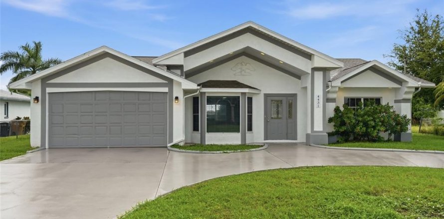 Villa ou maison à Cape Coral, Floride 3 chambres, 201.23 m2 № 2273222
