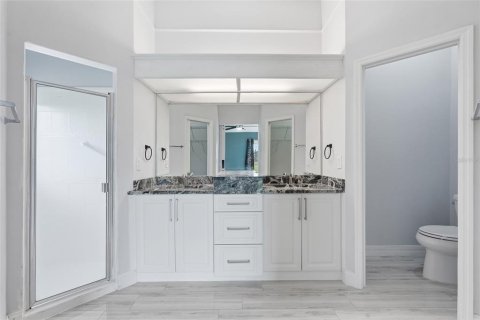 Villa ou maison à vendre à Cape Coral, Floride: 3 chambres, 201.23 m2 № 2273222 - photo 20