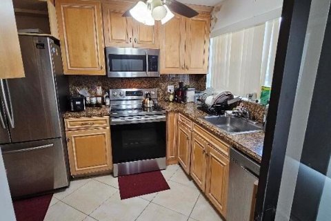 Copropriété à vendre à Lauderhill, Floride: 1 chambre, 70.14 m2 № 2146766 - photo 3