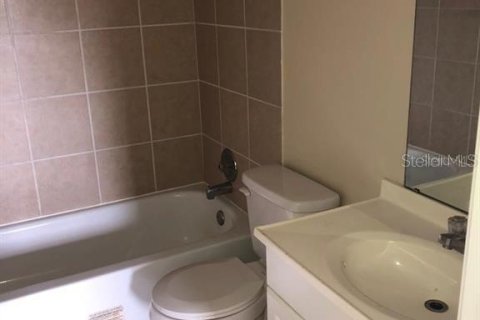 Apartamento en alquiler en Titusville, Florida, 2 dormitorios, 72.19 m2 № 1688349 - foto 6
