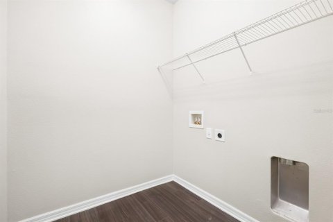 Casa en alquiler en Wimauma, Florida, 3 dormitorios, 185.15 m2 № 1915519 - foto 25