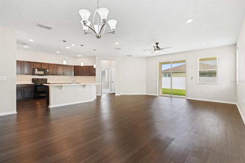 Casa en alquiler en Wimauma, Florida, 3 dormitorios, 185.15 m2 № 1915519 - foto 3