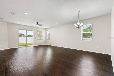 Casa en alquiler en Wimauma, Florida, 3 dormitorios, 185.15 m2 № 1915519 - foto 9