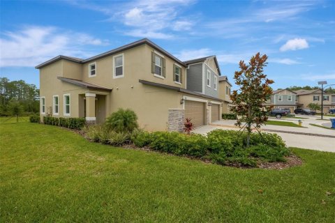 Touwnhouse à vendre à Land O' Lakes, Floride: 3 chambres, 167.32 m2 № 1812836 - photo 3