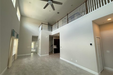 Adosado en venta en Wesley Chapel, Florida, 4 dormitorios, 235.41 m2 № 1906212 - foto 9